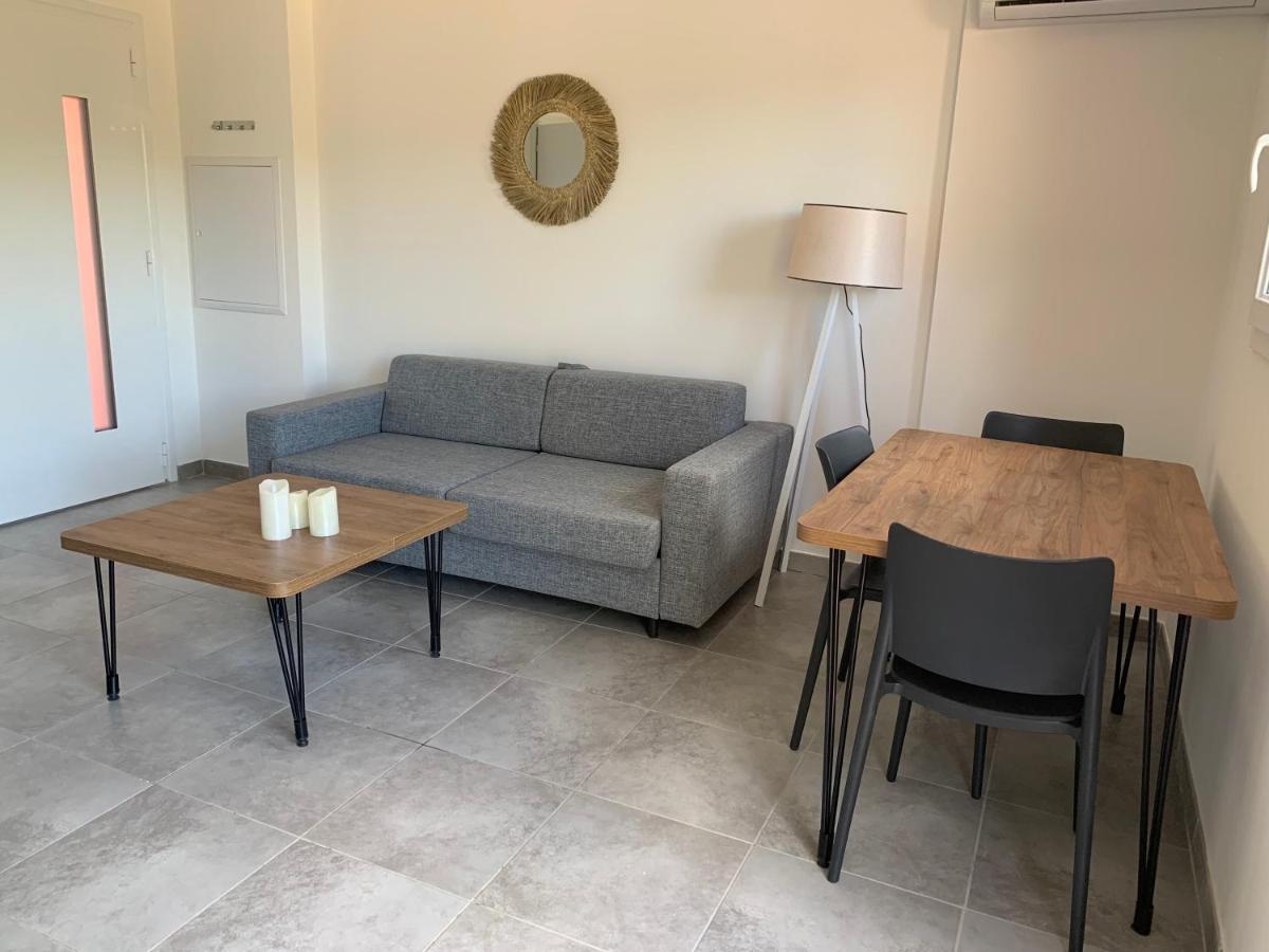 Residence Hoteliere Les Hameaux De Saint Cyprien Appartement 2 Chambres Lecci Εξωτερικό φωτογραφία