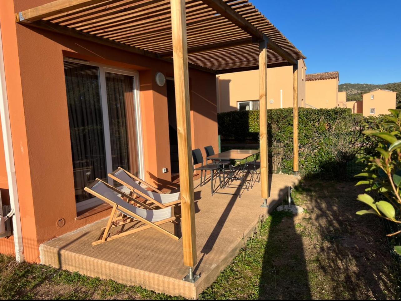 Residence Hoteliere Les Hameaux De Saint Cyprien Appartement 2 Chambres Lecci Εξωτερικό φωτογραφία