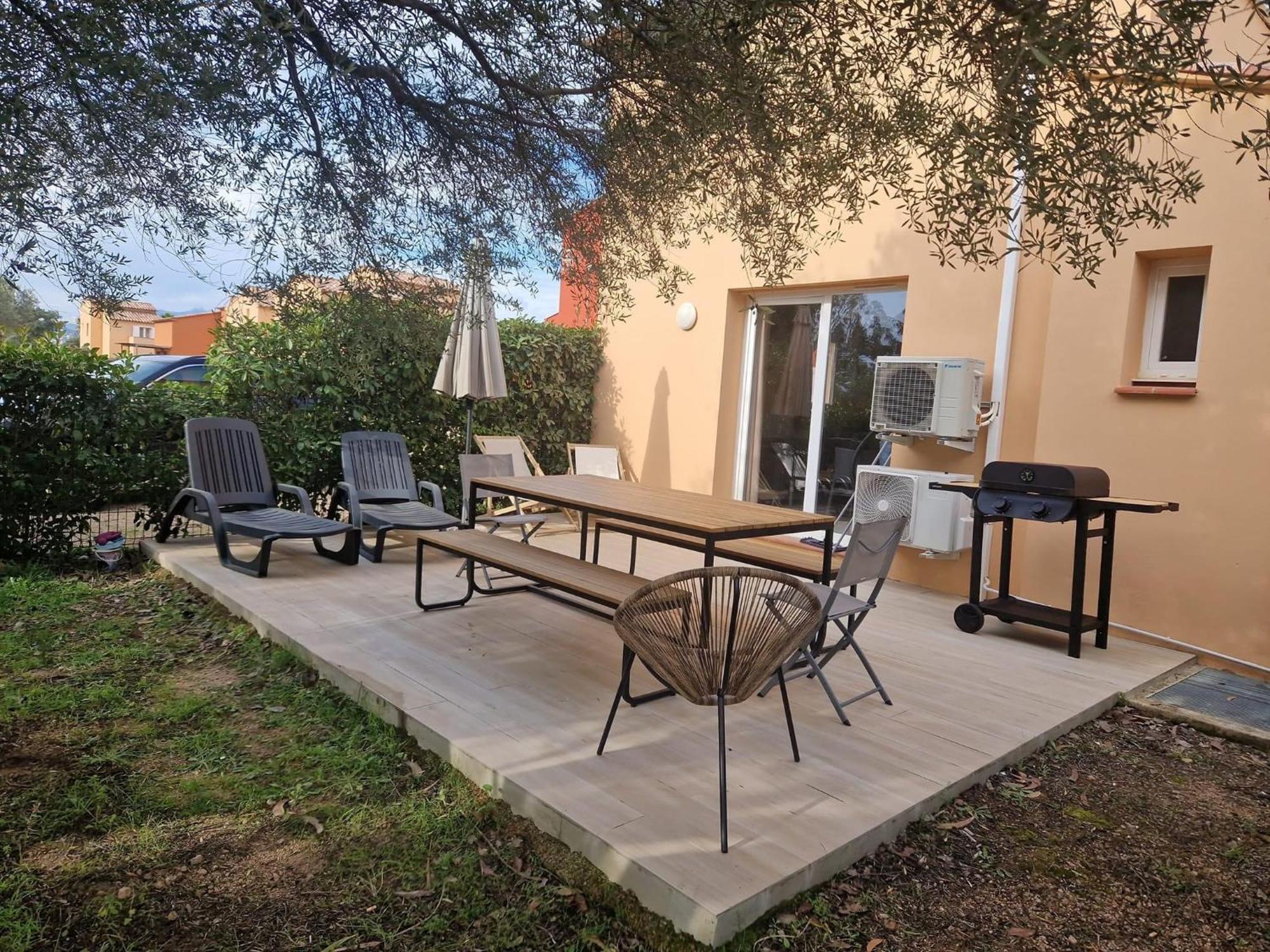 Residence Hoteliere Les Hameaux De Saint Cyprien Appartement 2 Chambres Lecci Εξωτερικό φωτογραφία